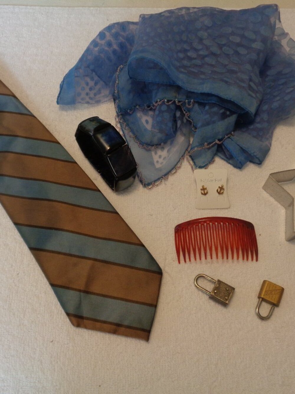 RETRO BLUE STONES BRACELET TIE COOKIE CUTTER COMB EARINGS  SCARF TINY LOCKS LOT